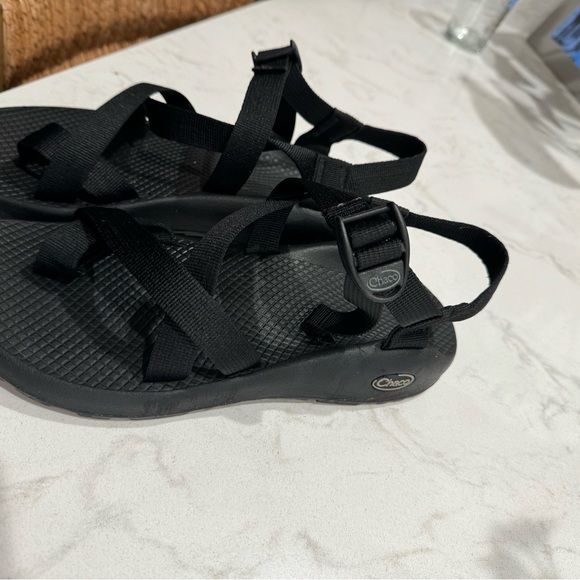 Women’s black Chacos - Picture 2 of 4